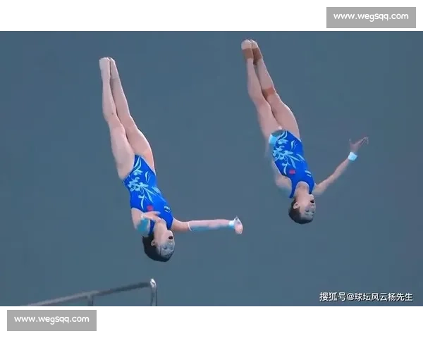 跳水比赛：挑战极限与完美动作的完美结合，探索水中艺术与竞技的魅力 - 副本 (7) - 副本 - 副本